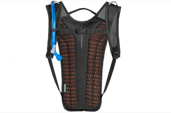 Camelbak Trinkrucksack Rogue Light Black/silver 2 Camelbak Trinkrucksack Rogue Light Black/silver – Bild 2